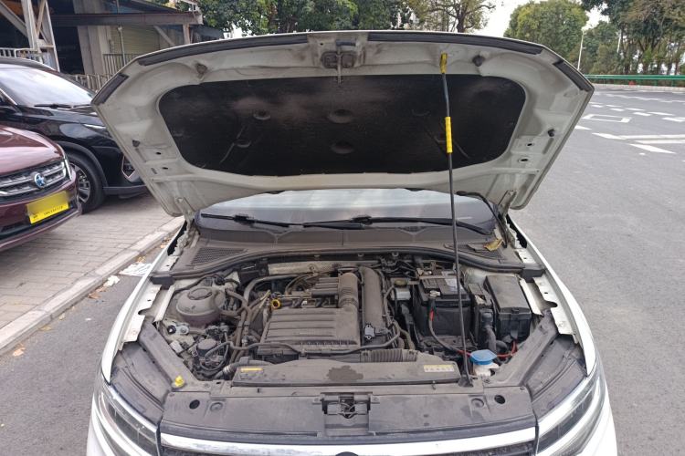 Used Volkswagen Bora 2023 200TSI DSG Comfort Edition Engine Bay
