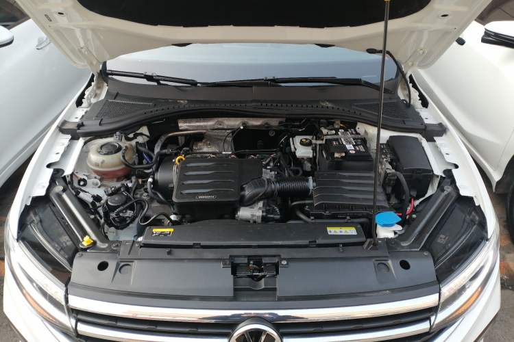 Used Volkswagen Bora 2023 1.5L Automatic Changer Limited Edition Engine Bay