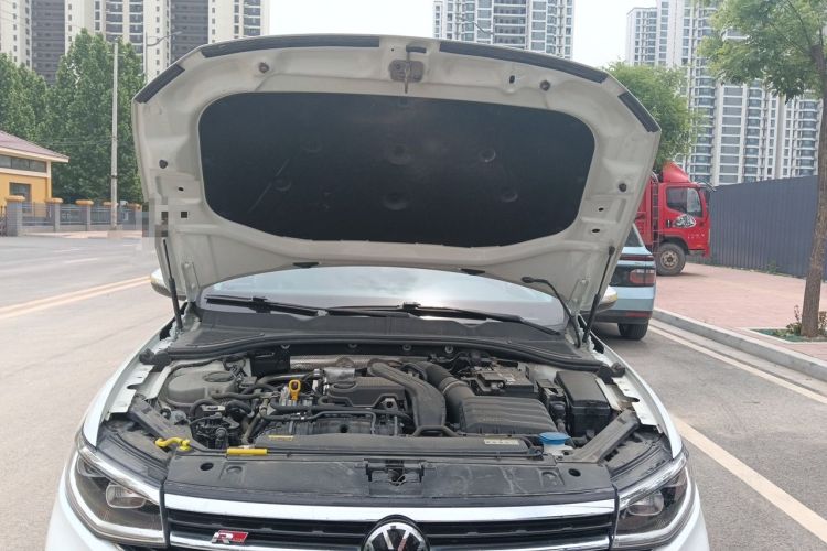 Used Volkswagen Bora 2023 300TSI DSG Prestige Edition Engine Bay