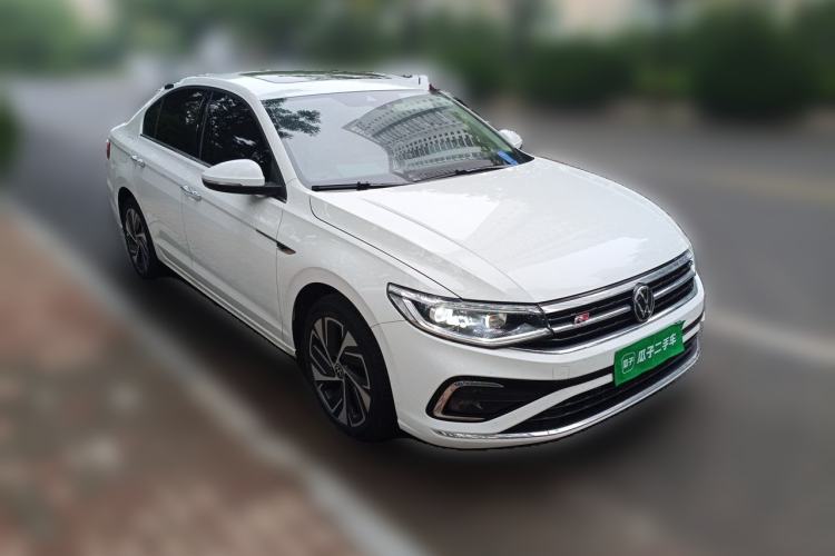 Used Volkswagen Bora 2023 300TSI DSG Prestige Edition Exterior 1