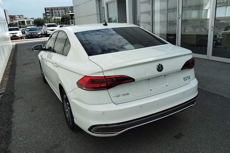 Used Volkswagen Bora 2023 200TSI DSG Enjoyment Edition Exterior 2