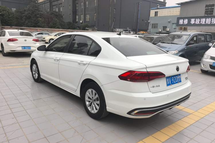 Used Volkswagen Bora 2023 200TSI DSG Comfort Edition Exterior 2