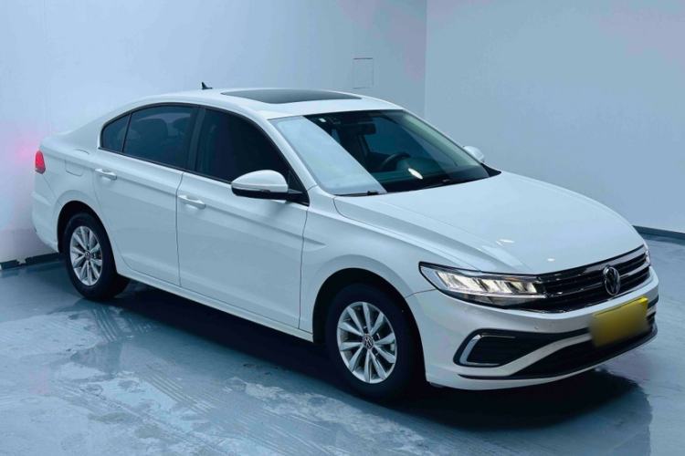 Used Volkswagen Bora 2023 1.5L Automatic Changer Limited Edition Exterior 2