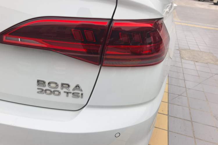 Used Volkswagen Bora 2023 200TSI DSG Comfort Edition Exterior 3