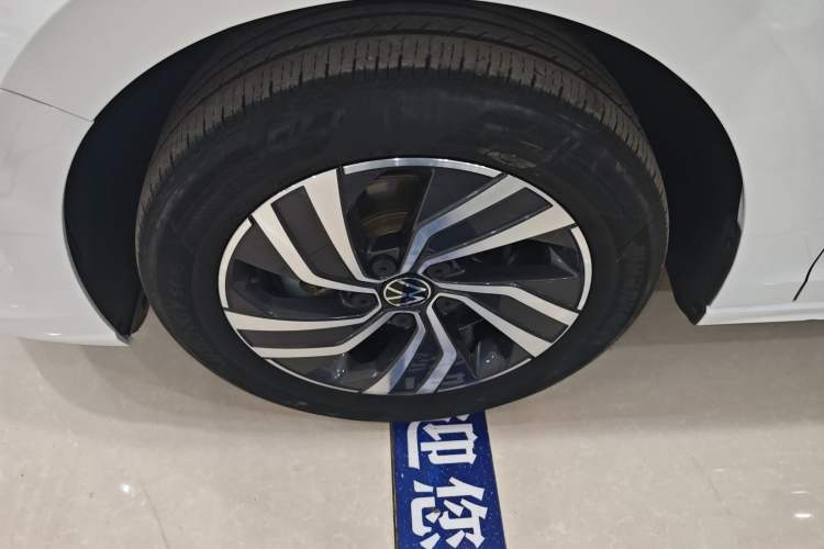 Used Volkswagen Bora 2023 200TSI DSG Enjoyment Edition Exterior 4