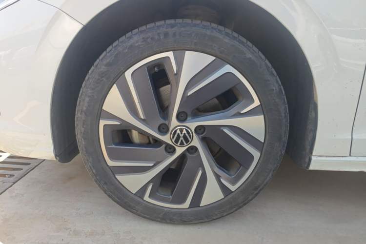 Used Volkswagen Bora 2023 300TSI DSG Prestige Edition Exterior 4