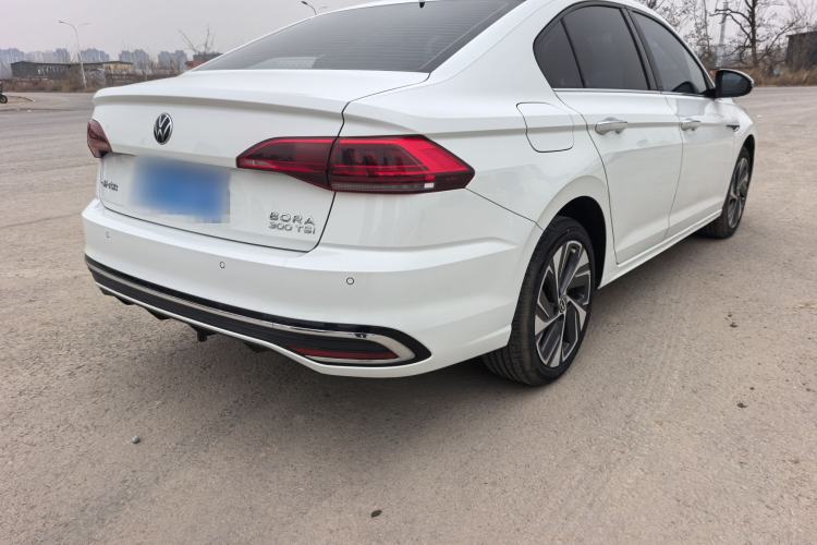 Used Volkswagen Bora 2023 300TSI DSG Prestige Edition Exterior 5