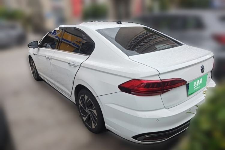 Used Volkswagen Bora 2023 280TSI DSG Prestige Edition Exterior 5