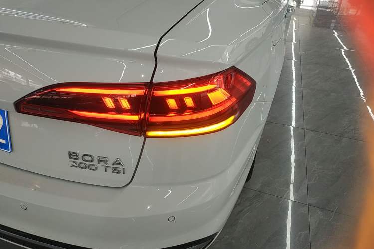 Used Volkswagen Bora 2023 200TSI DSG Enjoyment Edition Exterior 6
