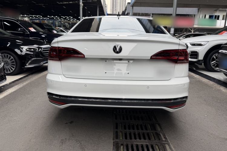 Used Volkswagen Bora 2023 300TSI DSG Prestige Edition Exterior 6
