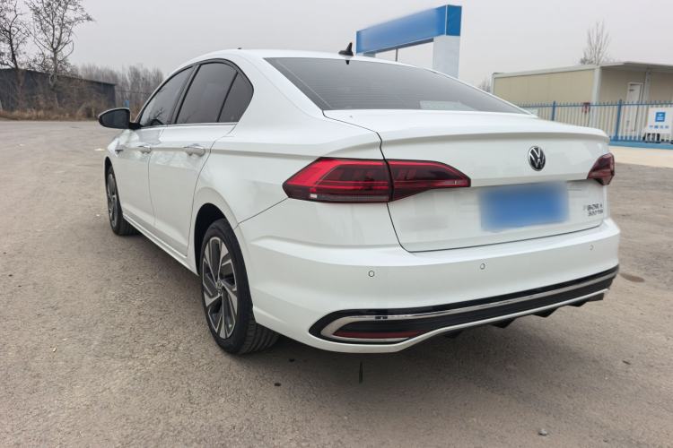 Used Volkswagen Bora 2023 300TSI DSG Prestige Edition Exterior 7