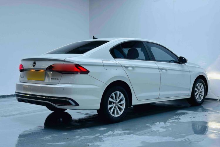 Used Volkswagen Bora 2023 1.5L Automatic Changer Limited Edition Exterior 7