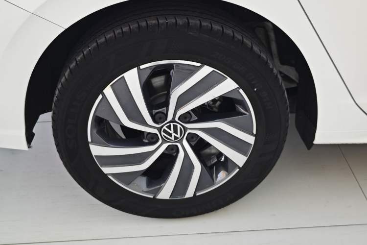 Used Volkswagen Bora 2023 200TSI DSG Enjoyment Edition Exterior 9