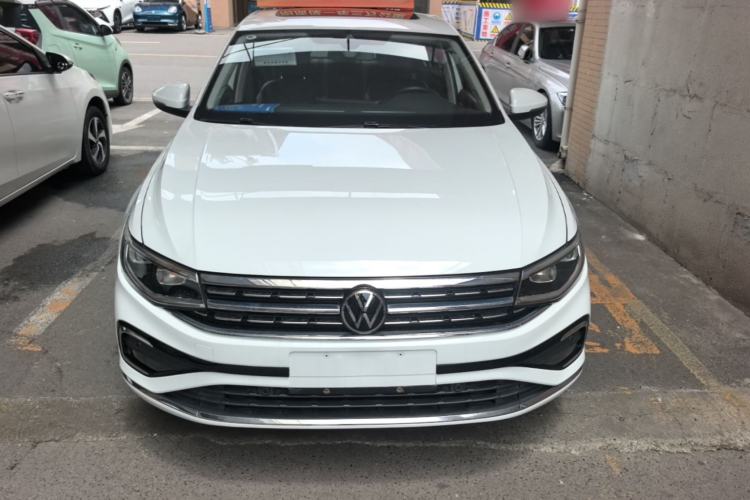 Used Volkswagen Bora 2023 300TSI DSG Prestige Edition Front