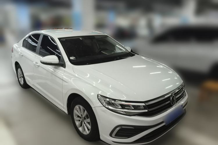 Used Volkswagen Bora 2023 200TSI DSG Comfort Edition Front Right 45 Deg