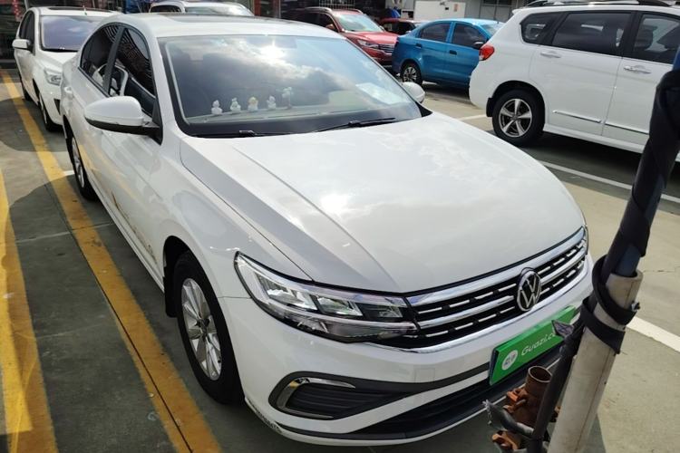 Used Volkswagen Bora 2023 1.5L Automatic Changer Limited Edition Front Right 45 Deg