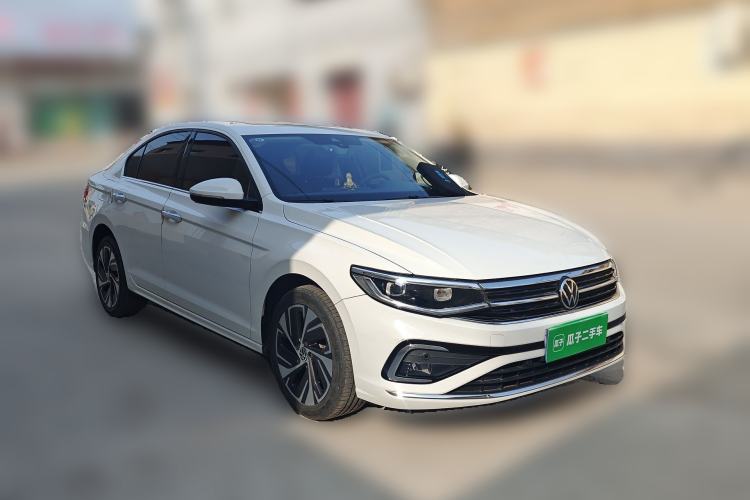 Used Volkswagen Bora 2023 200TSI DSG SmartDrive PRO Edition Front Right 45 Deg
