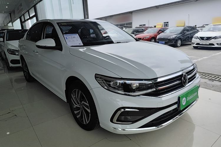 Used Volkswagen Bora 2023 280TSI DSG Comfort Edition Front Right 45 Deg