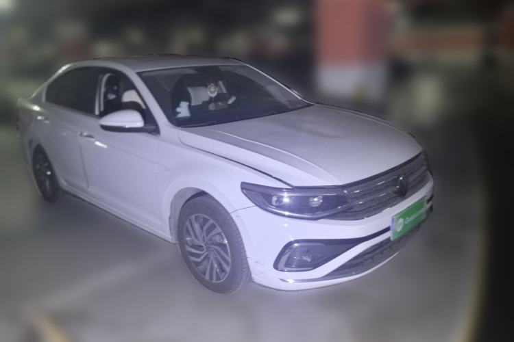 Used Volkswagen Bora 2023 280TSI DSG Comfort Edition Front Right 45 Deg