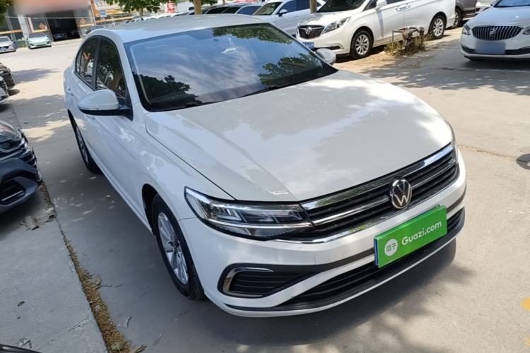 Used Volkswagen Bora 2023 200TSI DSG Comfort Edition Front Right 45 Deg