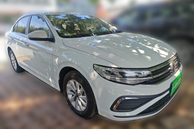 Used Volkswagen Bora 2023 200TSI DSG Comfort Edition Front Right 45 Deg