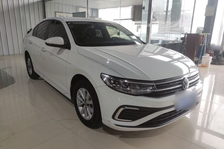 Used Volkswagen Bora 2023 200TSI DSG Comfort Edition Front Right 45 Deg