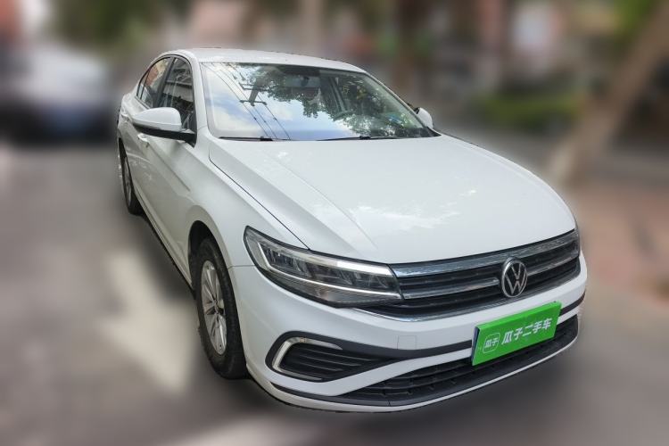 Used Volkswagen Bora 2023 200TSI DSG Comfort Edition Front Right 45 Deg