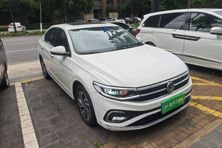 Used Volkswagen Bora 2023 200TSI DSG Enjoyment Edition Front Right 45 Deg