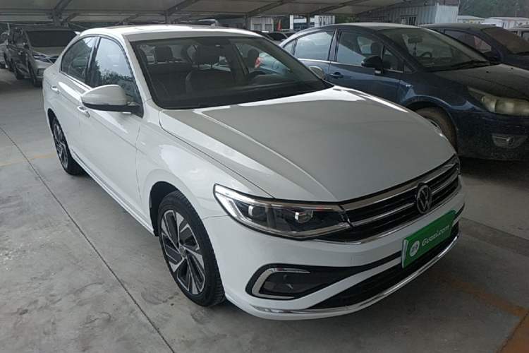 Used Volkswagen Bora 2023 200TSI DSG YueXing PRO Edition Front Right 45 Deg