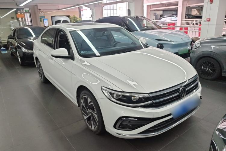 Used Volkswagen Bora 2023 200TSI DSG YueXing PRO Edition Front Right 45 Deg