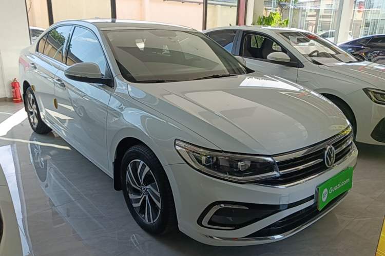 Used Volkswagen Bora 2023 200TSI DSG Enjoyment Edition Front Right 45 Deg
