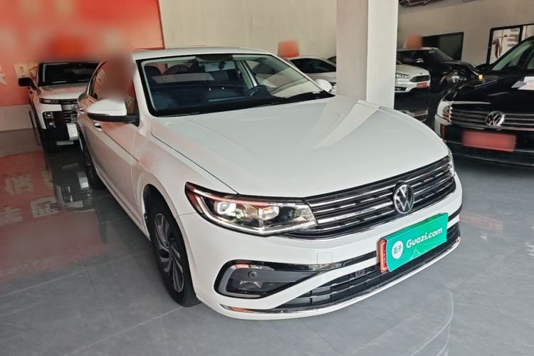 Used Volkswagen Bora 2023 280TSI DSG Comfort Edition Front Right 45 Deg