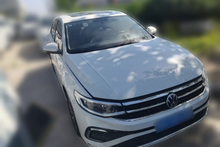 Used Volkswagen Bora 2023 200TSI DSG Enjoyment Edition Front Right 45 Deg