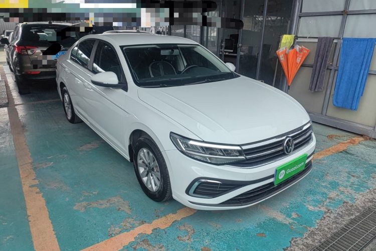 Used Volkswagen Bora 2023 200TSI DSG Comfort Edition Front Right 45 Deg