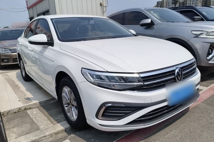Used Volkswagen Bora 2023 200TSI DSG Comfort Edition Front Right 45 Deg