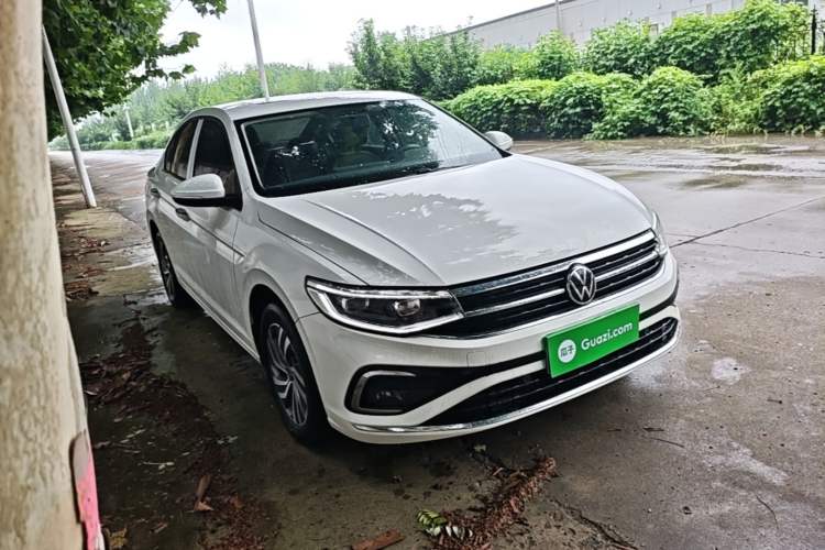 Used Volkswagen Bora 2023 200TSI DSG Enjoyment Edition Front Right 45 Deg