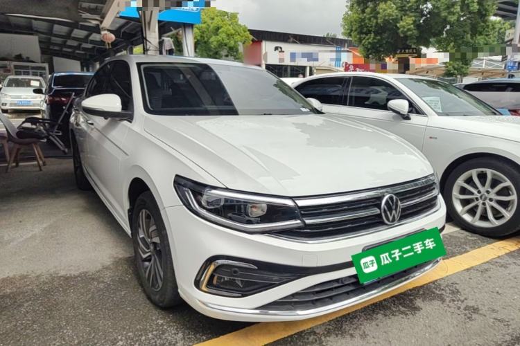 Used Volkswagen Bora 2023 200TSI DSG Enjoyment Edition Front Right 45 Deg