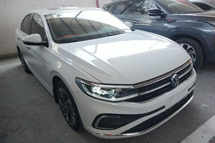 Used Volkswagen Bora 2023 200TSI DSG YueXing PRO Edition Front Right 45 Deg