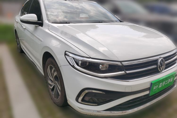 Used Volkswagen Bora 2023 200TSI DSG Enjoyment Edition Front Right 45 Deg