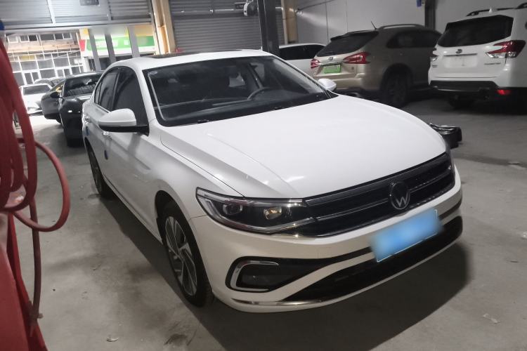 Used Volkswagen Bora 2023 200TSI DSG YueXing PRO Edition Front Right 45 Deg