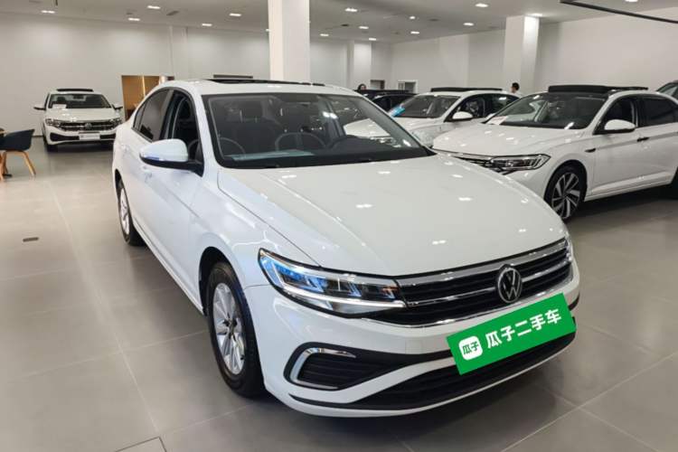 Used Volkswagen Bora 2023 1.5L Automatic Changer Limited Edition Front Right 45 Deg