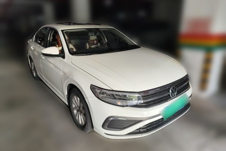 Used Volkswagen Bora 2023 1.5L Automatic Changer Limited Edition Front Right 45 Deg