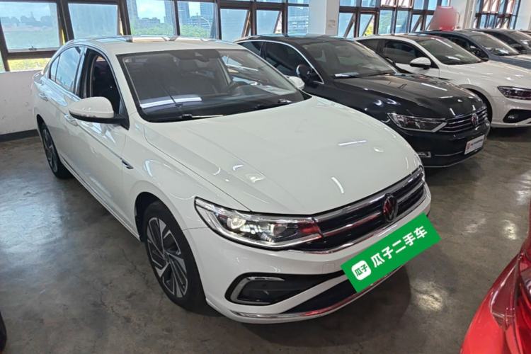 Used Volkswagen Bora 2023 280TSI DSG Prestige Edition Front Right 45 Deg