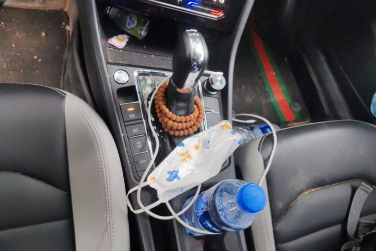 Used Volkswagen Bora 2023 280TSI DSG Prestige Edition Gear Lever