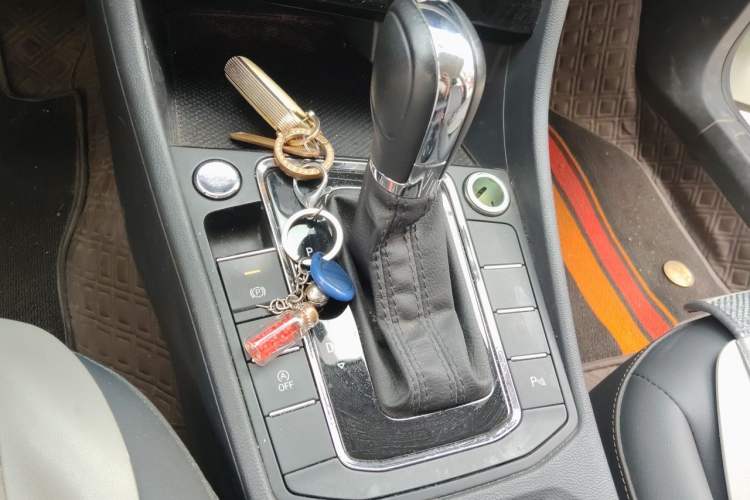Used Volkswagen Bora 2023 200TSI DSG Enjoyment Edition Gear Lever