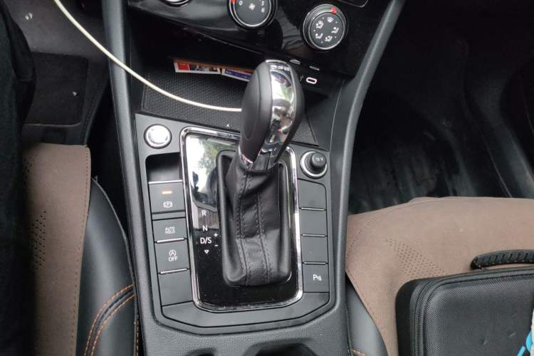 Used Volkswagen Bora 2023 200TSI DSG Enjoyment Edition Gear Lever