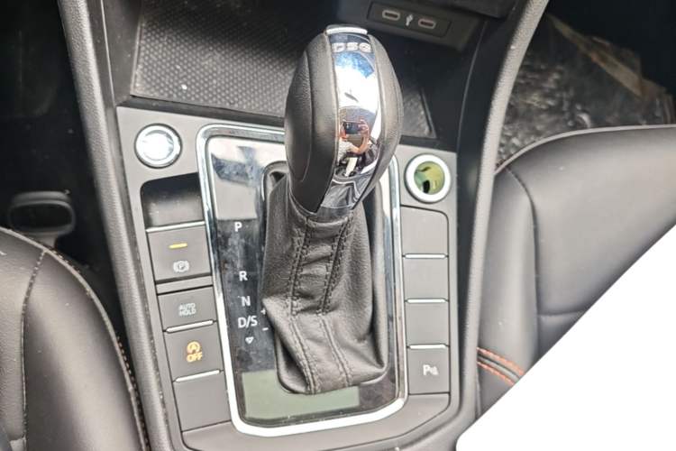 Used Volkswagen Bora 2023 200TSI DSG Enjoyment Edition Gear Lever