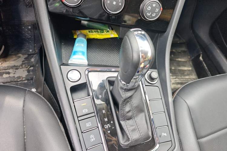 Used Volkswagen Bora 2023 200TSI DSG Enjoyment Edition Gear Lever