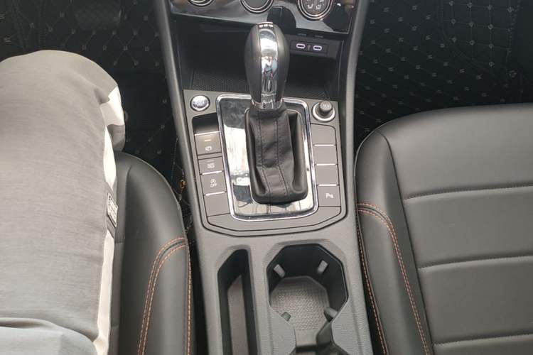 Used Volkswagen Bora 2023 200TSI DSG Enjoyment Edition Gear Lever