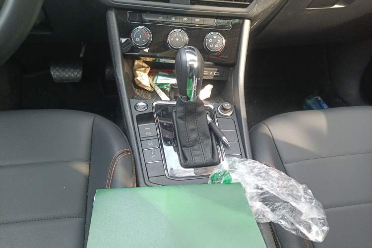 Used Volkswagen Bora 2023 200TSI DSG Enjoyment Edition Gear Lever